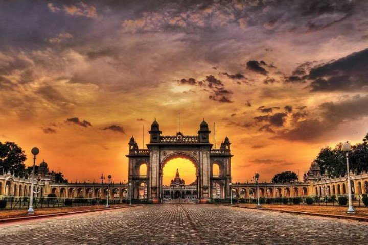 destination image